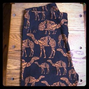 OS Camel Leggings